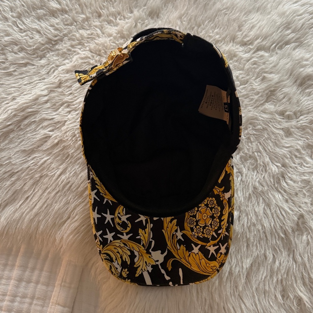 Versace Black and Gold Baroque Hat Unisex - Picture 5 of 12